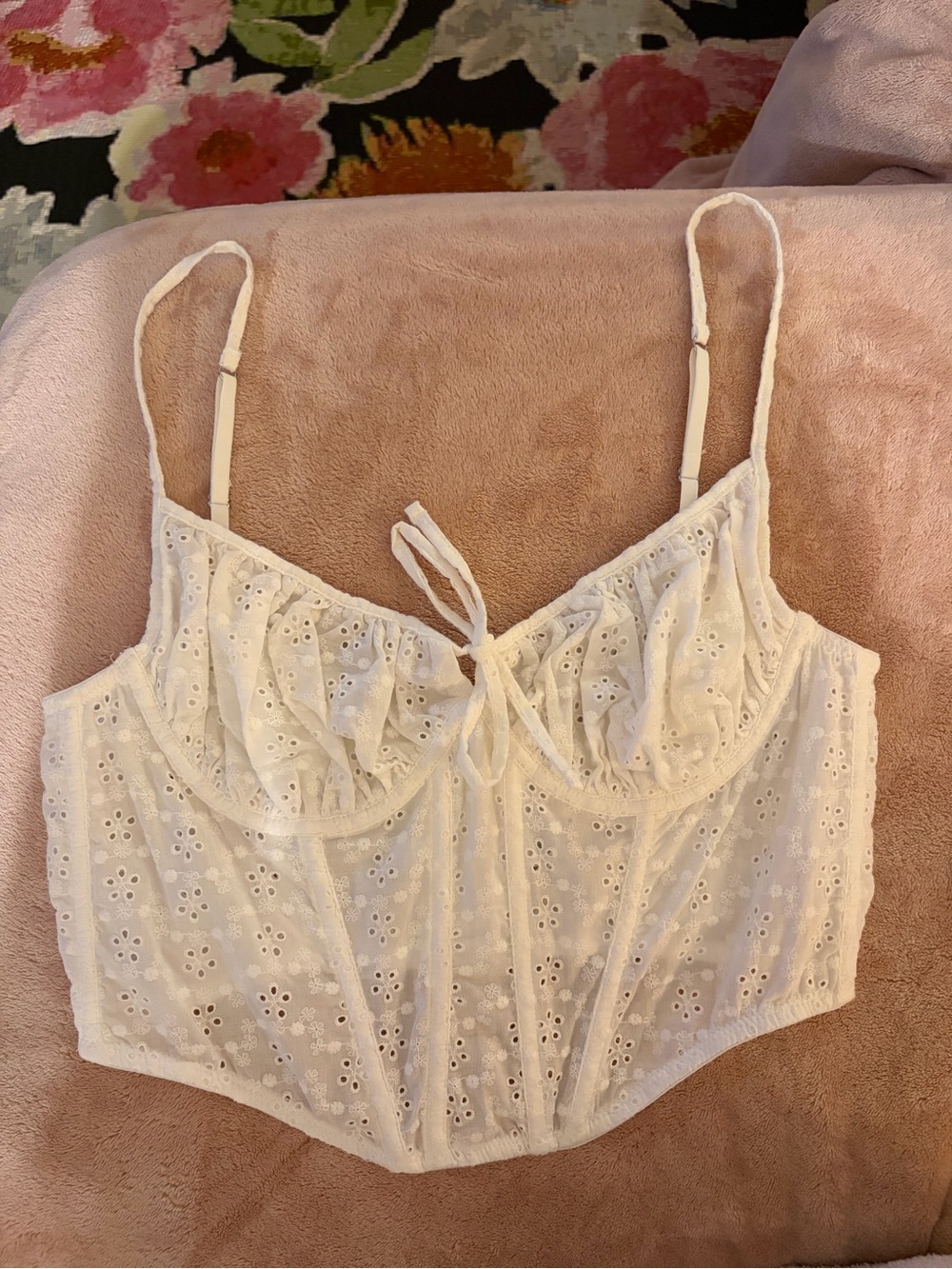 Cropped white Lacey shirt